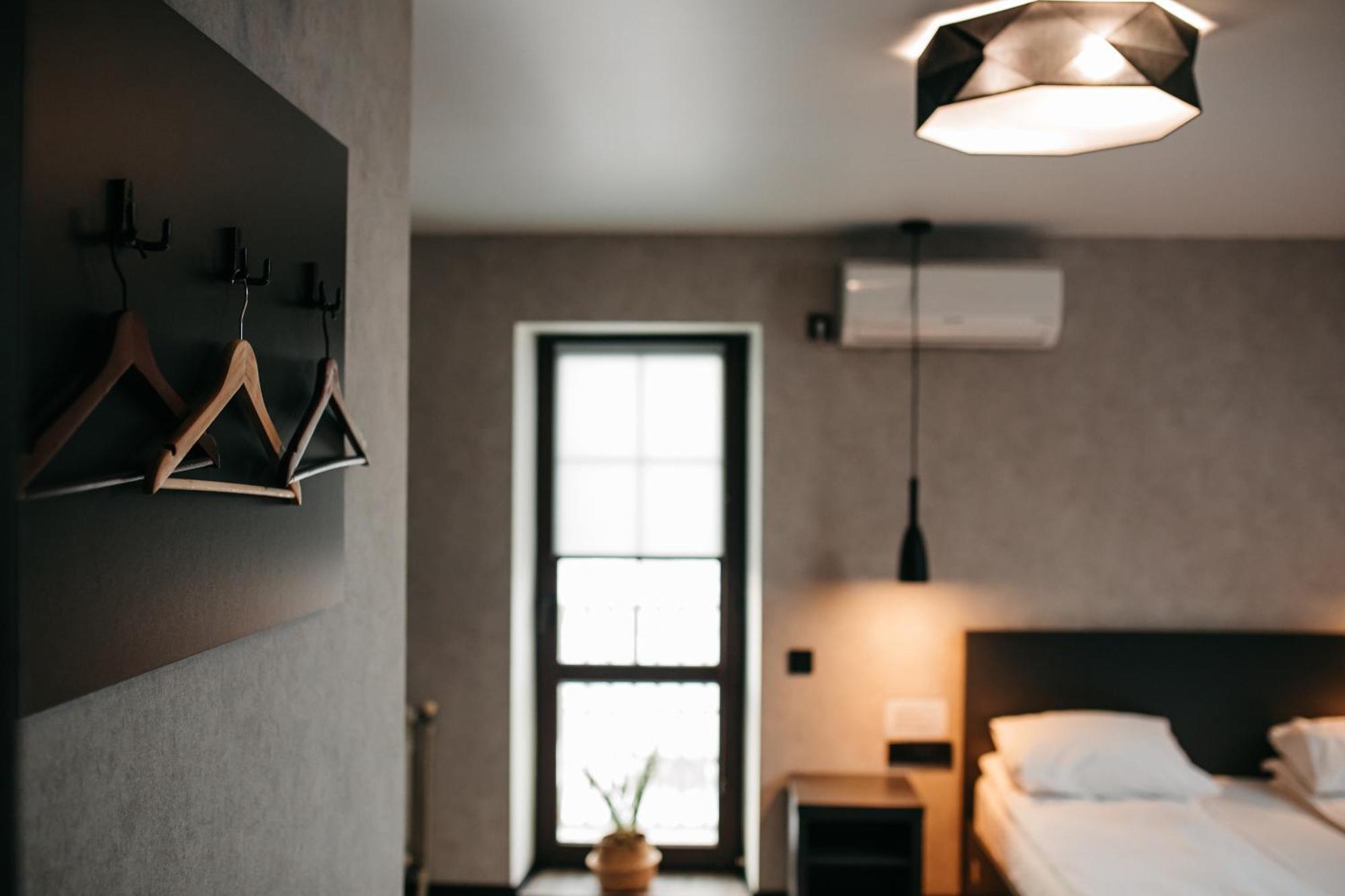 Bastion Motel Szamosztrili Kültér fotó