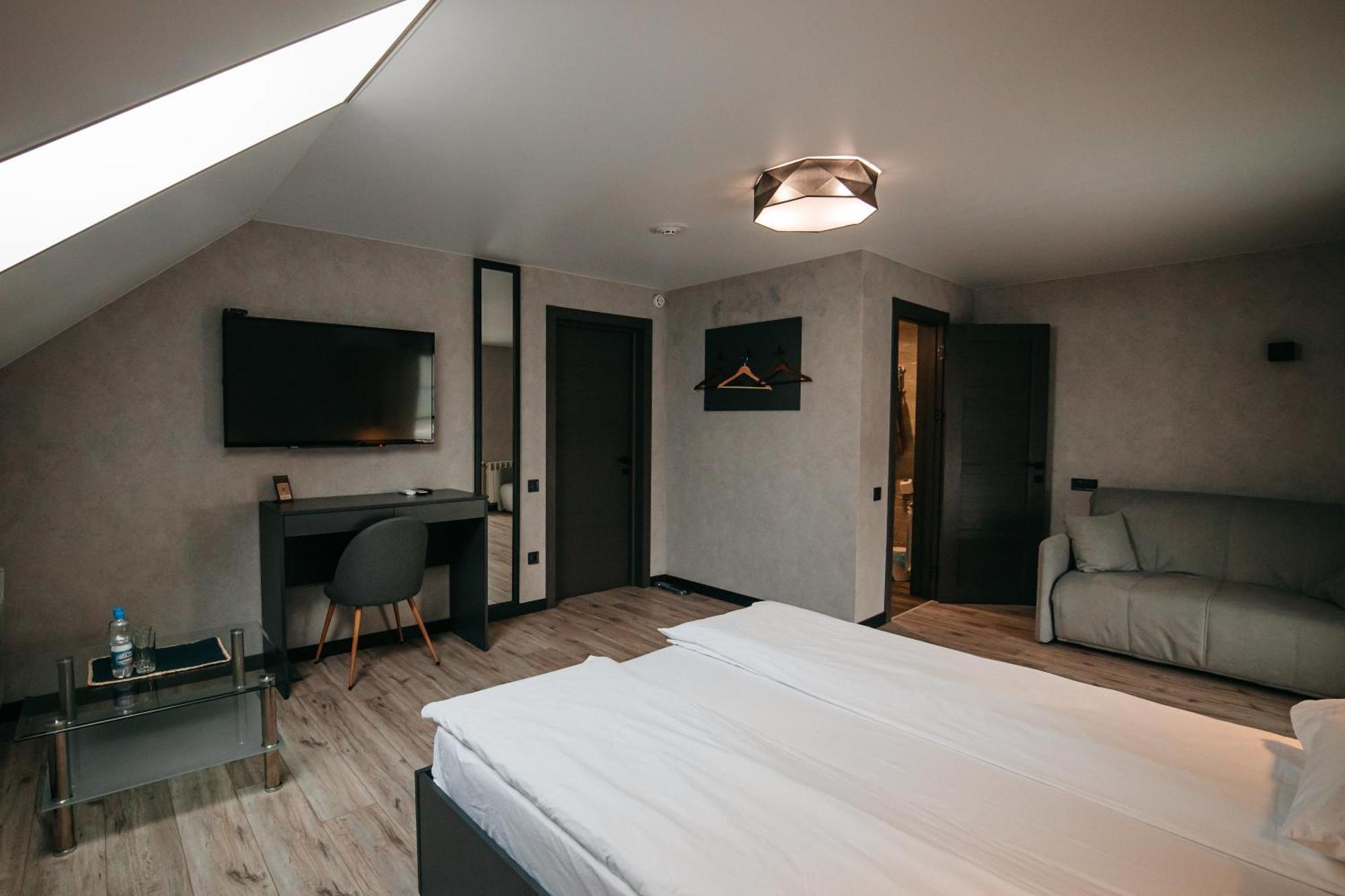 Bastion Motel Szamosztrili Kültér fotó