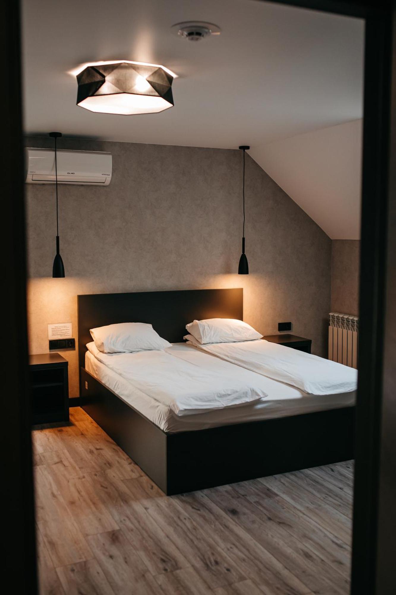 Bastion Motel Szamosztrili Kültér fotó